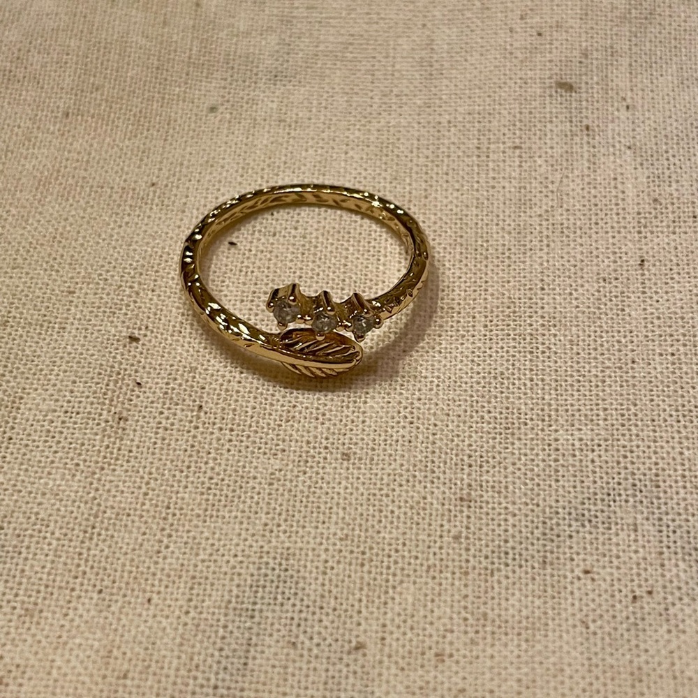 Dainty Feather Ring by Madewell
